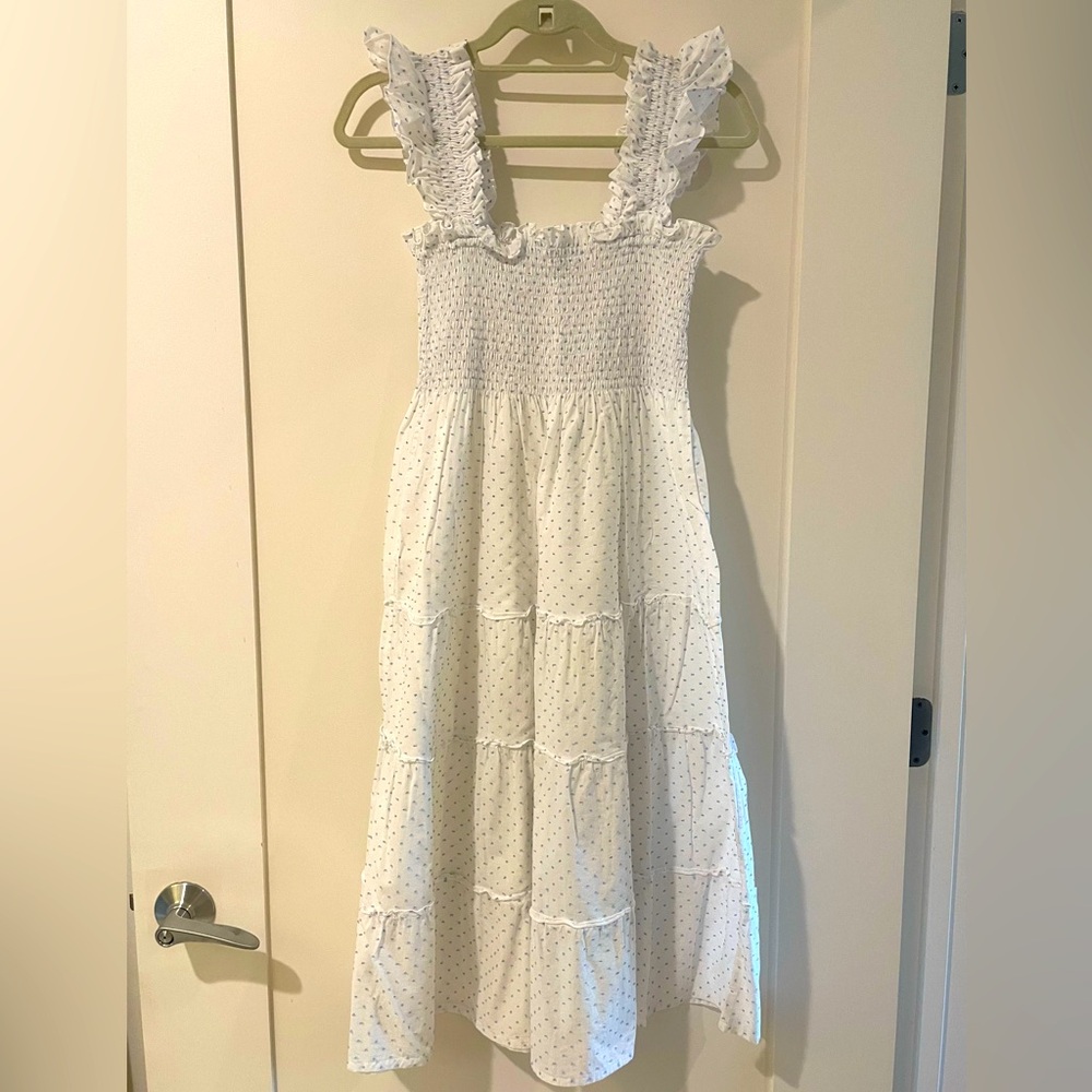 ⭐️Collector’s Item Hill House Ellie in White with Blue Swiss Dot, XS. 2020.